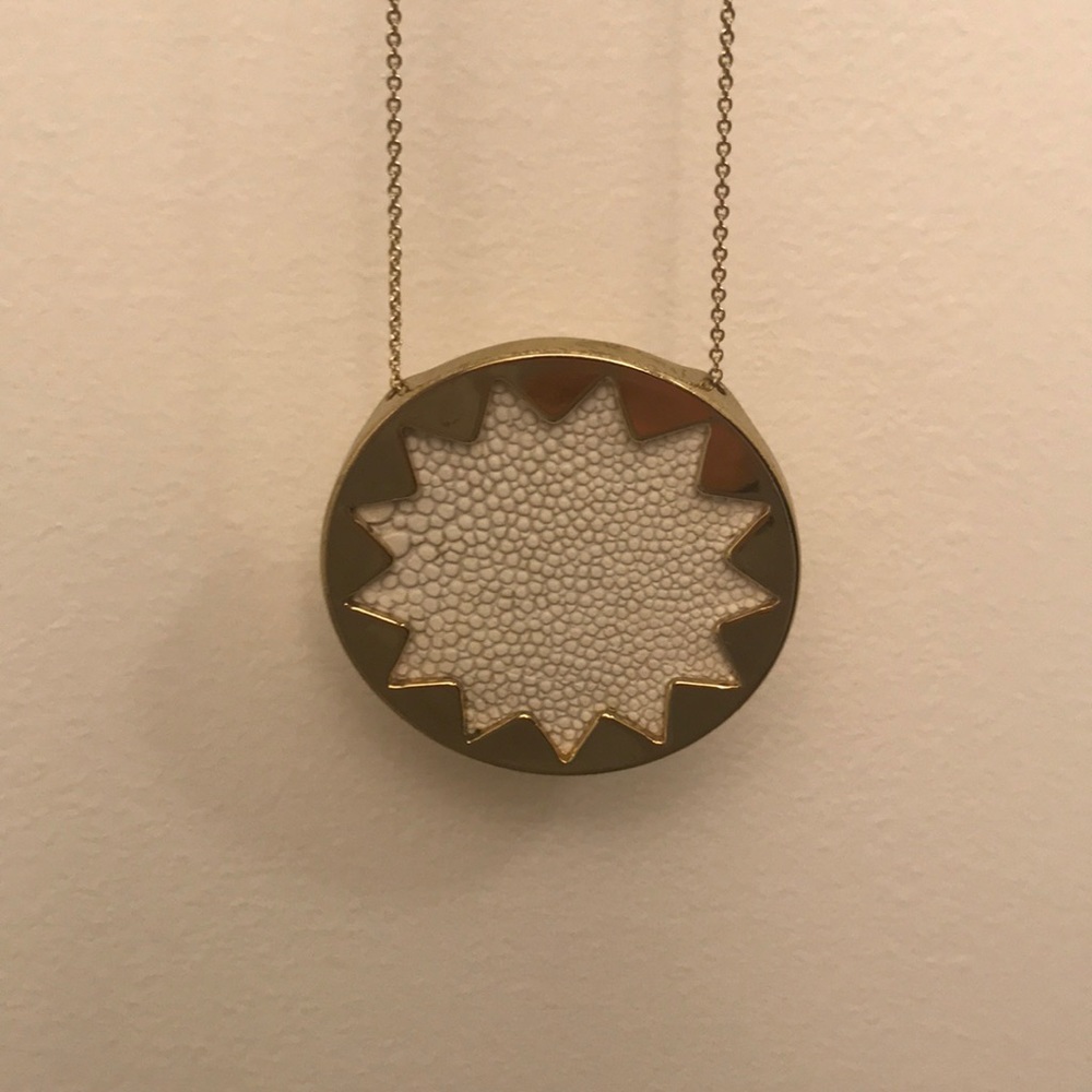 House of Harlow Sunburst necklace